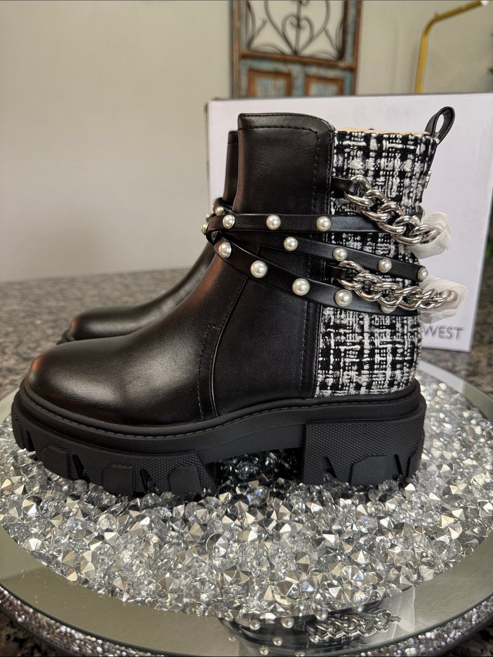 Nine West Black Leather & Tweed Pearl-Chain Ankle Boots NEW 6